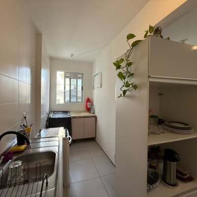 Apartamentos com 66m², 2 quartos, 1 garagem, no bairro Pedra Branca em Palhoça