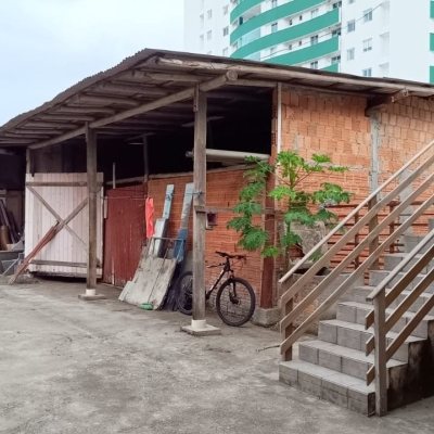 Terreno Comercial/Residencial com 2425m², no bairro Ponte Do Imaruim em Palhoça