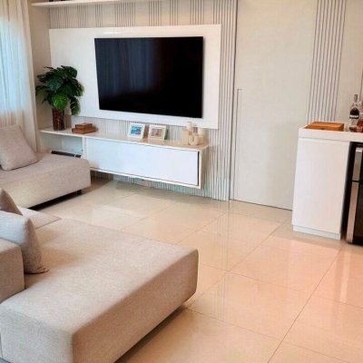 Sobrado Residencial com 199m², 4 quartos, 3 suítes, 2 garagens, no bairro Cachoeira Do Bom Jesus em Florianópolis