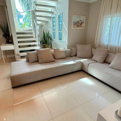 Sobrado Residencial com 199m², 4 quartos, 3 suítes, 2 garagens, no bairro Cachoeira Do Bom Jesus em Florianópolis