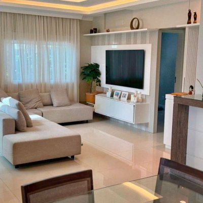 Sobrado Residencial com 199m², 4 quartos, 3 suítes, 2 garagens, no bairro Cachoeira Do Bom Jesus em Florianópolis