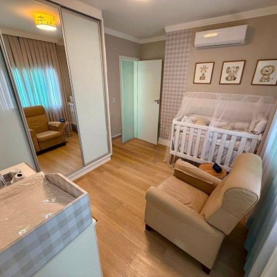 Sobrado Residencial com 199m², 4 quartos, 3 suítes, 2 garagens, no bairro Cachoeira Do Bom Jesus em Florianópolis