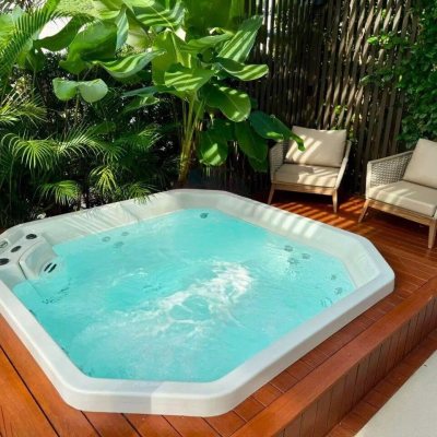 Sobrado Residencial com 199m², 4 quartos, 3 suítes, 2 garagens, no bairro Cachoeira Do Bom Jesus em Florianópolis