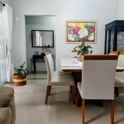 Casa Residencial com 70m², 3 quartos, 1 suíte, 1 garagem, no bairro Ingleses em Florianópolis