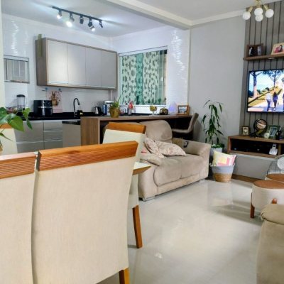 Casa Residencial com 70m², 3 quartos, 1 suíte, 1 garagem, no bairro Ingleses em Florianópolis