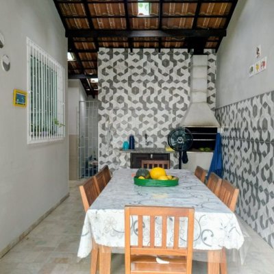 Casa Residencial com 70m², 3 quartos, 1 suíte, 1 garagem, no bairro Ingleses em Florianópolis