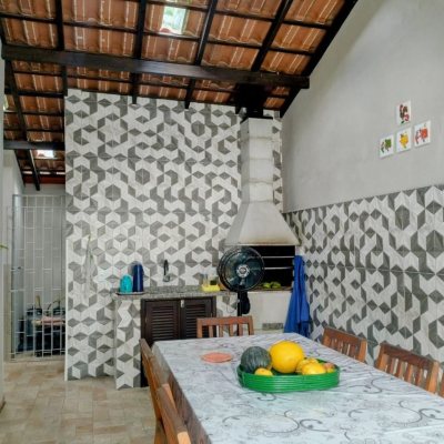 Casa Residencial com 70m², 3 quartos, 1 suíte, 1 garagem, no bairro Ingleses em Florianópolis