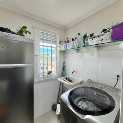 Apartamentos com 58m², 2 quartos, 1 garagem, no bairro Balneário em Florianópolis