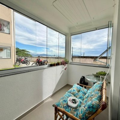 Apartamentos com 58m², 2 quartos, 1 garagem, no bairro Balneário em Florianópolis