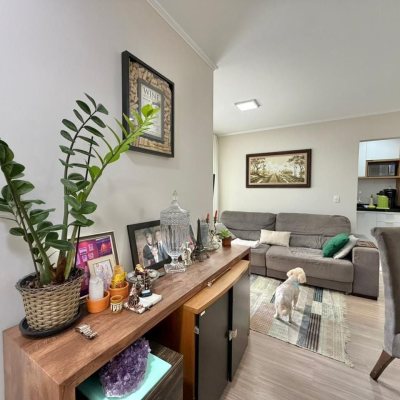 Apartamentos com 58m², 2 quartos, 1 garagem, no bairro Balneário em Florianópolis