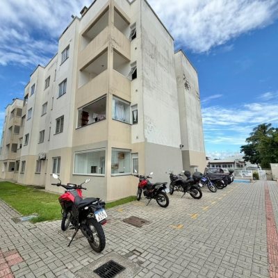 Apartamentos com 58m², 2 quartos, 1 garagem, no bairro Balneário em Florianópolis