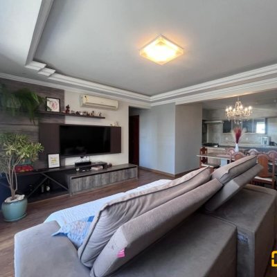 Apartamentos com 153m², 2 quartos, 1 suíte, 1 garagem, no bairro Kobrasol em São José