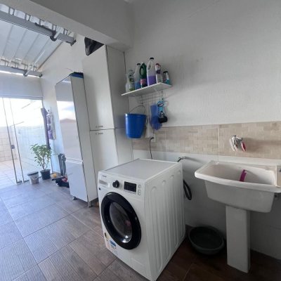 Apartamentos com 153m², 2 quartos, 1 suíte, 1 garagem, no bairro Kobrasol em São José