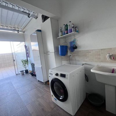 Apartamentos com 153m², 2 quartos, 1 suíte, 1 garagem, no bairro Kobrasol em São José