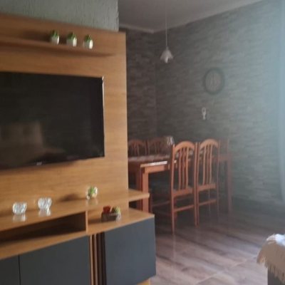 Casa Residencial com 95m², 4 quartos, 1 suíte, 1 garagem, no bairro Centro em Florianópolis