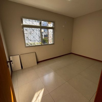 Apartamentos com 43m², 2 quartos, 1 garagem, no bairro Estreito em Florianópolis