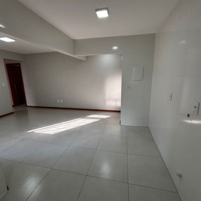 Apartamentos com 43m², 2 quartos, 1 garagem, no bairro Estreito em Florianópolis