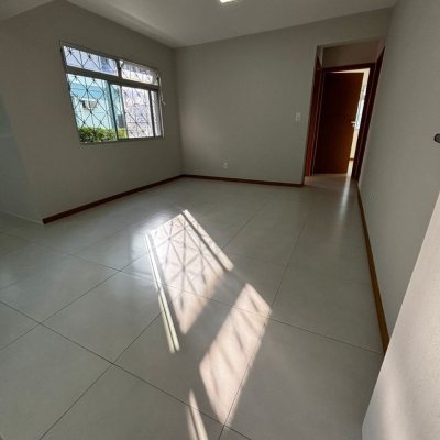 Apartamentos com 43m², 2 quartos, 1 garagem, no bairro Estreito em Florianópolis