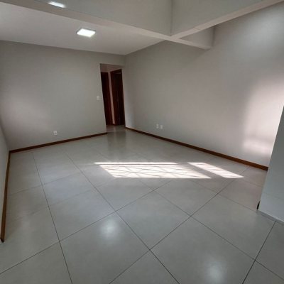 Apartamentos com 43m², 2 quartos, 1 garagem, no bairro Estreito em Florianópolis