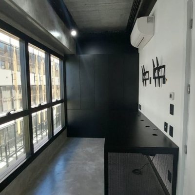 Sala com 136m², 1 garagem, no bairro Campeche em Florianópolis