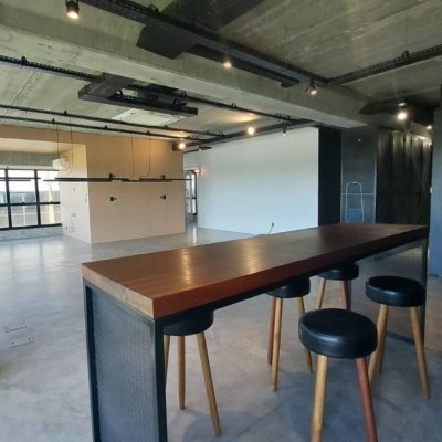 Sala com 136m², 1 garagem, no bairro Campeche em Florianópolis