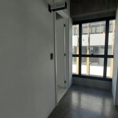 Sala com 136m², 1 garagem, no bairro Campeche em Florianópolis