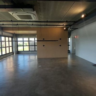 Sala com 136m², 1 garagem, no bairro Campeche em Florianópolis