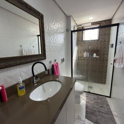 Apartamentos com 119m², 3 quartos, 1 suíte, 1 garagem, no bairro Kobrasol em São José