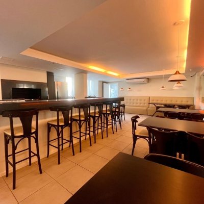 Apartamentos com 57m², 2 quartos, 1 garagem, no bairro Barreiros em São José