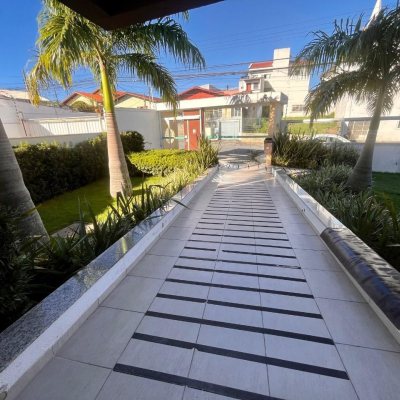 Apartamentos com 57m², 2 quartos, 1 garagem, no bairro Barreiros em São José