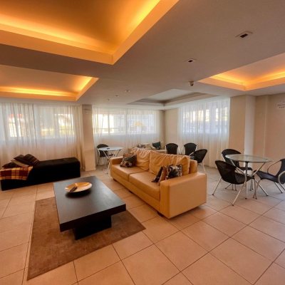 Apartamentos com 57m², 2 quartos, 1 garagem, no bairro Barreiros em São José