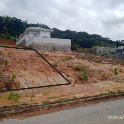 Terreno Comercial/Residencial com 360m², no bairro Forquilhas em São José