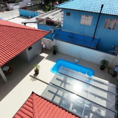 Casa Residencial com 194m², 3 quartos, 1 suíte, 3 garagens, no bairro Barra Do Aririú em Palhoça