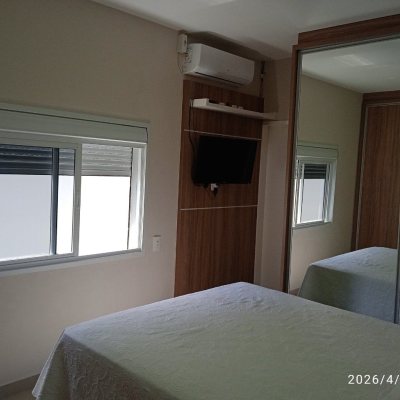 Casa Residencial com 194m², 3 quartos, 1 suíte, 3 garagens, no bairro Barra Do Aririú em Palhoça