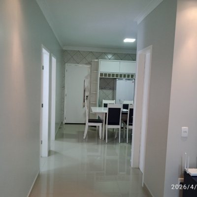 Casa Residencial com 194m², 3 quartos, 1 suíte, 3 garagens, no bairro Barra Do Aririú em Palhoça
