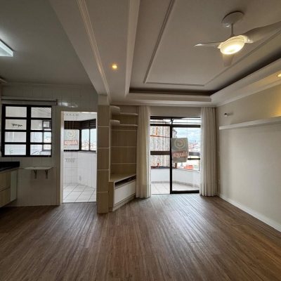 Apartamentos com 85m², 3 quartos (sendo 1 suíte), 2 garagens, no bairro Coqueiros em Florianópolis