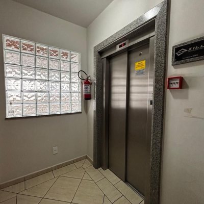 Apartamentos com 85m², 3 quartos (sendo 1 suíte), 2 garagens, no bairro Coqueiros em Florianópolis