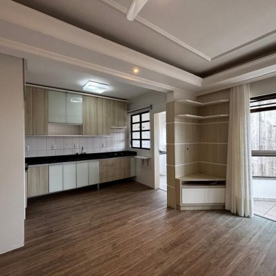 Apartamentos com 85m², 3 quartos (sendo 1 suíte), 2 garagens, no bairro Coqueiros em Florianópolis