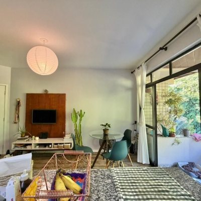 Apartamentos com 49m², 1 quarto, 1 garagem, no bairro Jurerê em Florianópolis