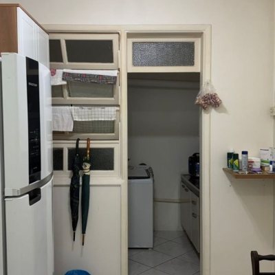 Sala com 60m², no bairro Centro em Florianópolis