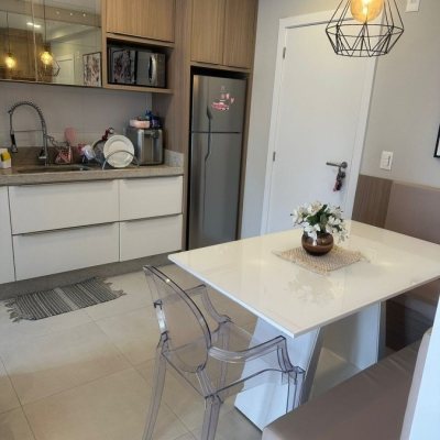 Apartamentos com 71m², 1 quarto, 1 garagem, no bairro Carvoeira em Florianópolis