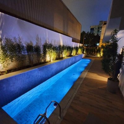 Apartamentos com 71m², 1 quarto, 1 garagem, no bairro Carvoeira em Florianópolis