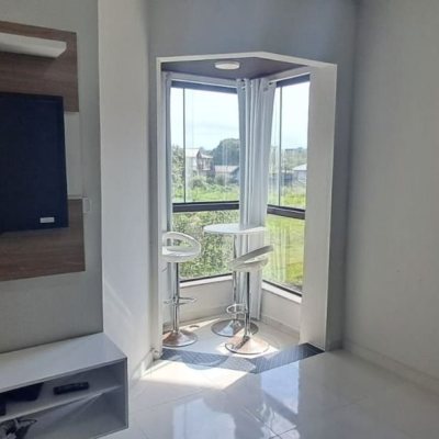 Apartamentos com 38m², 1 quarto, 1 garagem, no bairro Ponta Das Canas em Florianópolis