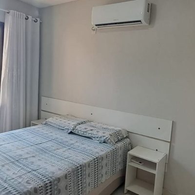 Apartamentos com 38m², 1 quarto, 1 garagem, no bairro Ponta Das Canas em Florianópolis