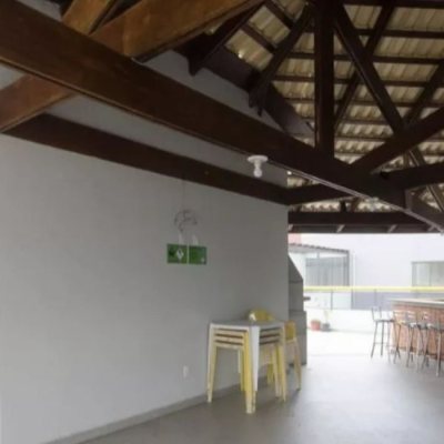 Apartamentos com 38m², 1 quarto, 1 garagem, no bairro Ponta Das Canas em Florianópolis