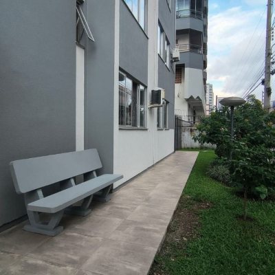 Apartamentos com 65m², 3 quartos, 1 garagem, no bairro Kobrasol em São José
