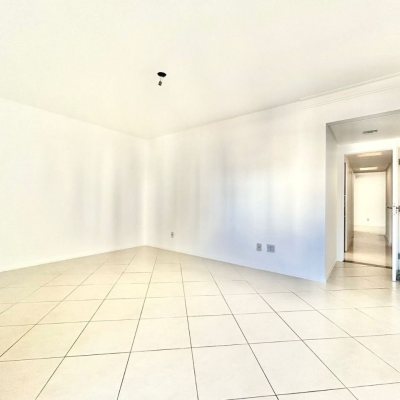 Apartamentos com 131m², 3 quartos, 2 suítes, 1 garagem, no bairro Campinas em São José