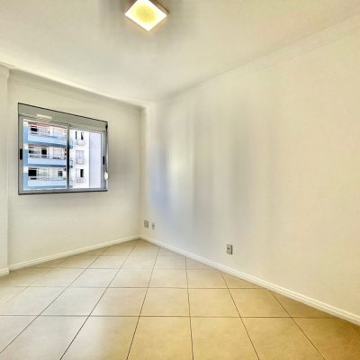 Apartamentos com 131m², 3 quartos, 2 suítes, 1 garagem, no bairro Campinas em São José