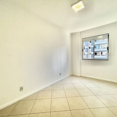 Apartamentos com 131m², 3 quartos, 2 suítes, 1 garagem, no bairro Campinas em São José