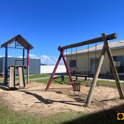 Apartamentos com 53m², 2 quartos, 1 garagem, no bairro Encruzilhada em Biguaçu